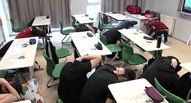 Okullarda afet alarmı: 3 milyon öğrenci aynı anda tatbikat yaptı