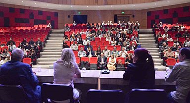 Ortaçağ ve Türk Dönemi Sempozyumunda 270 bildiri sunuldu