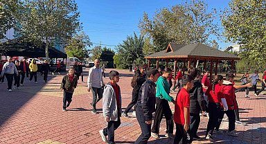 Osmaniye'de öğrenciler afet tatbikatında bilinçlendirildi