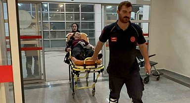 Otomobilin çarptığı kadın yaralandı