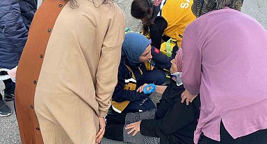 Otomobilin çarptığı yaşlı kadın yaralandı