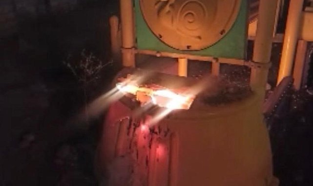 Park malzemelerine zarar veren çocuk yakalandı