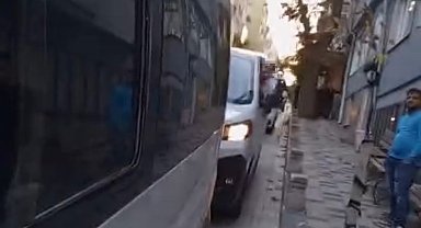 Park tartışması kavgaya dönüştü: Sürücünün tehdidi kameraya yansıdı