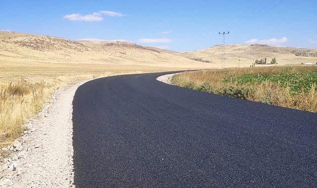 Patnos'ta Konakbey-Uzunca köy yolu asfalt çalışması tamamlandı