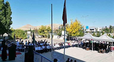 Patnos'ta öğrenciler Filistin için tek yürek oldu