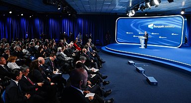 Putin: "Rusya, iki devletli çözüme katkı sağlayacaksa Trump'ın Gazze'ye ilişkin önerilerini desteklemeye hazır"