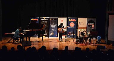 "5. Uluslararası Piyano Günleri Evrim Demirel Trio" caz akşamı dinleyicilerle buluştu