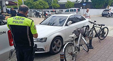 "Araçta kan var" ihbarı polisi alarma geçirdi: Gerçek çok farklı çıktı