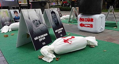 "Gazze'ye Açılan Kapı Küçükkefenler Sergisi"nde Gazze'nin dramı gözler önüne serildi