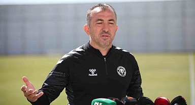 Recep Uçar: "Kiminle oynarsak oynayalım kurguladığımız oyunu yansıtmaya çalışıyoruz"