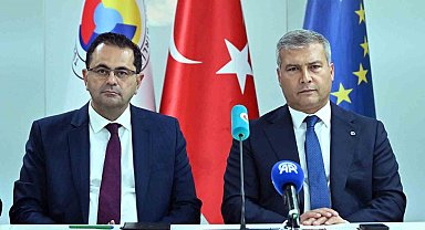 Rektör Adıgüzel, Brüksel'de Türk Dili ve Kültürü programını tanıttı