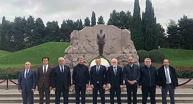 Rektör Hamdullah Şevli, Azerbaycan'da resmi temaslarda bulundu