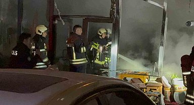 Restoranda çıkan yangın korkuttu