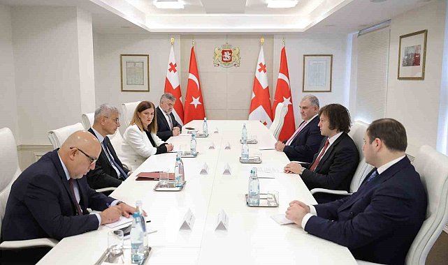 Sağlık Bakanı Memişoğlu, USHAŞ ile Gürcistan Sağlık Bakanlığı Arasında İşbirliği Mutabakat Zaptı imza törenine katıldı
