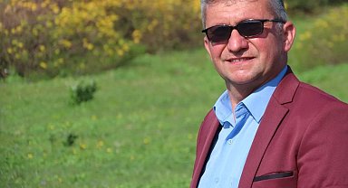 Sahnede kalp krizi geçiren sanatçı toprağa verildi