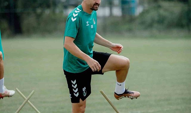 Sakaryaspor'da Caner Erkin ve Burak Altıparmak affedildi