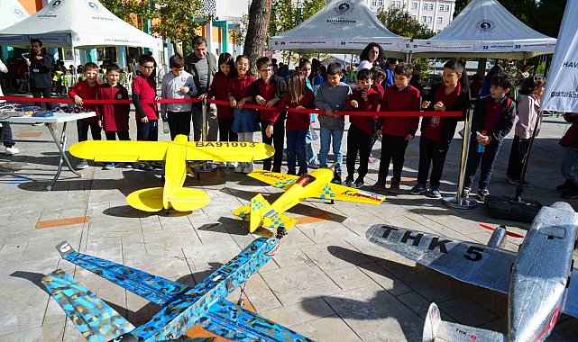 Samsun'da bilim şenliği: 110 etkinlik öğrencilerle buluştu