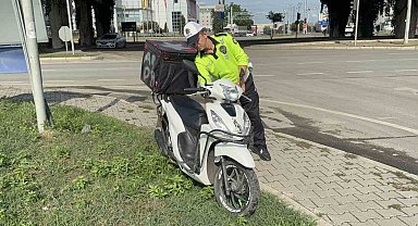 Samsun'da motosiklet kaldırıma çarptı: 1 yaralı