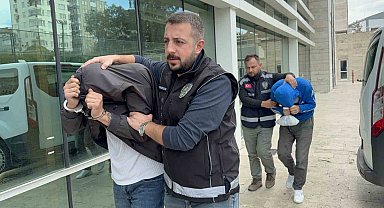 Samsun'da uyuşturucuyla yakalanan 2 kişi adliyeye sevk edildi