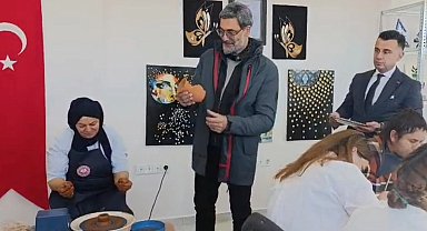 Sanatçı Uğur Işılak'tan Erzurum'da 'engelsiz' ziyaret