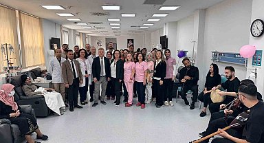 Sanatla Umuda Dokunuş etkinliği hastalara moral oldu