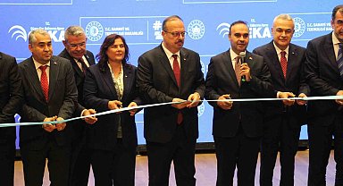 Sanayi ve Teknoloji Bakanı Kacır: "Aydın'ı Ege'nin parlayan yıldızı haline getirmeye devam edeceğiz"
