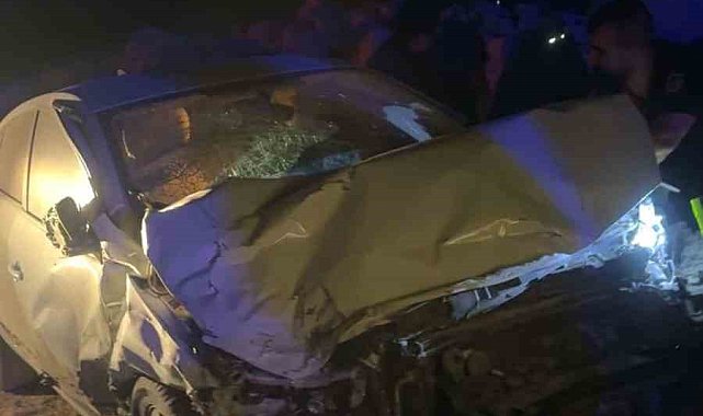 Şanlıurfa'da 2 otomobil çarpıştı: 1 ölü, 4 yaralı