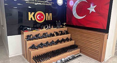 Şanlıurfa'da 37 ruhsatsız silah ele geçirildi: 3 gözaltı