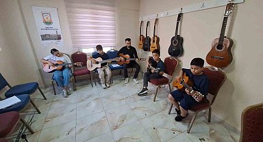 Şanlıurfa'da gençler kültür ve sanat etkinliklerinde buluşuyor