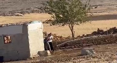 Şanlıurfa'da iki aile arasındaki silahlı çatışma kamerada