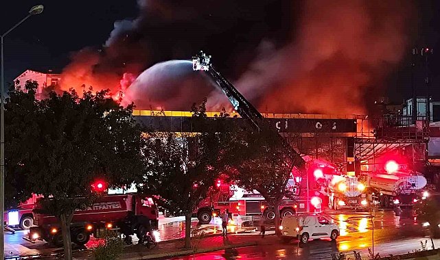 Şanlıurfa'da iş yerinde korkutan yangın