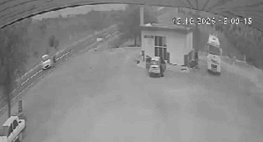 Şanlıurfa'da motosikletli gencin öldüğü kaza kamerada