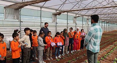 Şanlıurfa'da öğrenciler doğa ve tarımla buluşuyor