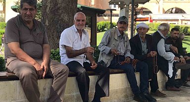 Şanlıurfa'da yaşlılar gençlik pişmanlıklarını anlattı