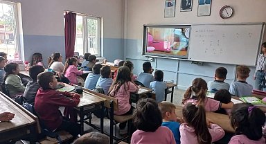 Sarıgöl'de ilkokul öğrencilerine ağız ve diş sağlığı eğitimi