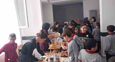 Sarıgöllü öğrencilerden Gazze'deki çocuklara destek