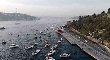 Sarıyer'de teknelerle balık avı eşsiz Boğaz manzarasıyla birleşti