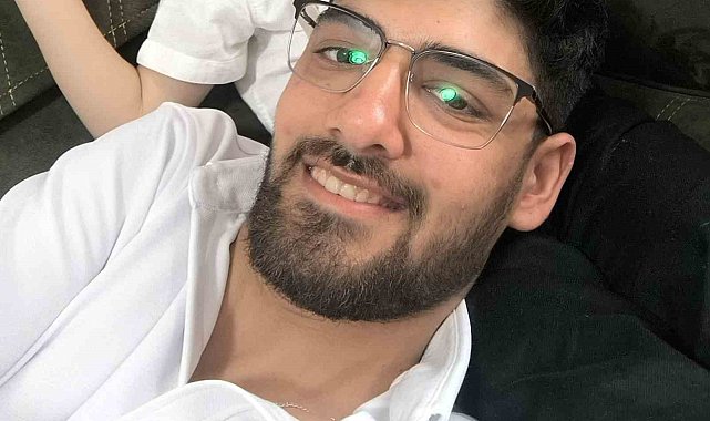 Savrularak yol kenarındaki kaldırıma çarpan motosikletin sürücüsü hayatını kaybetti