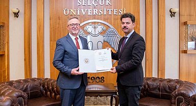 Selçuk Üniversitesi ve Türkiye Yazma Eserler Kurumu arasında önemli iş birliği