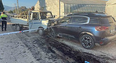 Serik'te otomobil ile kamyonet çarpıştı: 3 yaralı