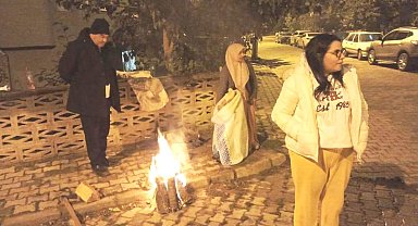 Simav'da 10 saatte irili ufaklı 55 sarsıntı kaydedildi