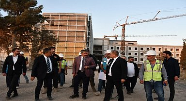 Şırnak'ta 500 yataklı bölge hastanesinin inşaatı denetlendi