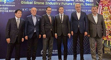 Sivas kıymetli taşları Seul'de düzenlenen Küresel Taş Endüstrisi Forumu'nda görücüye çıktı