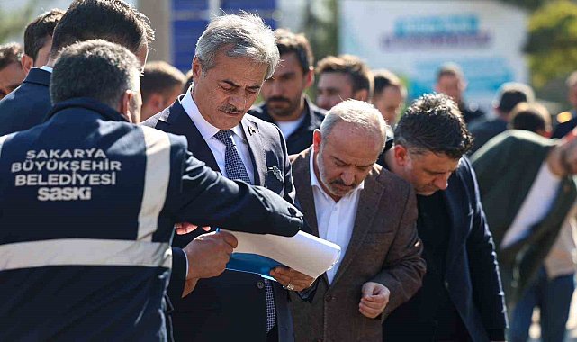 Söğütlü'de altyapı çalışmaları sürüyor