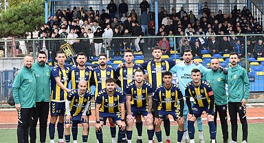 Söğütspor lige 3 puanla başladı