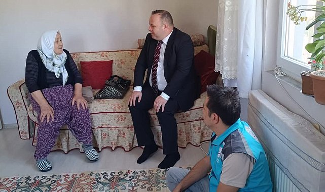 Şuhut'ta Dünya Yaşlılar Günü'nde anlamlı ziyaret
