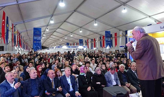 Sultanbeyli'de dolu dolu geçen 9. Kitap Fuarı sona erdi