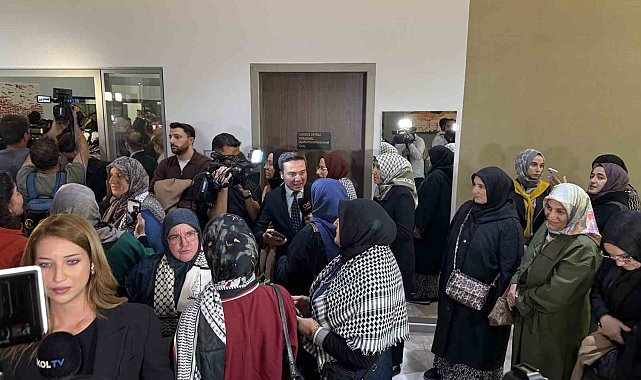 Sumud Filosu'nda alıkonulan 15 Türk aktivist İstanbul'a geldi