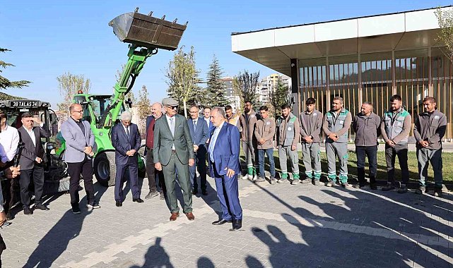 Talas'ta 'Belediye Mahallemizde' bu kez Kiçiköy'de