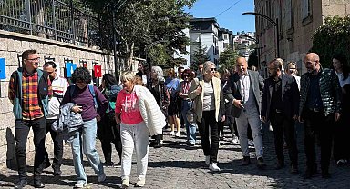 Talas'ta Finlandiya heyetine tarihi gezi